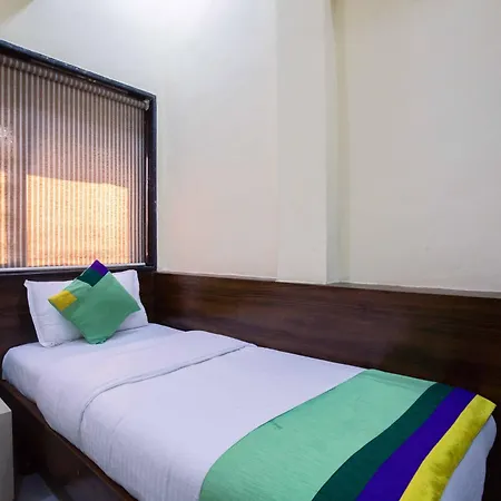 Treebo Hiramani Parel Lalbaug Hotel Mumbai Exterior photo